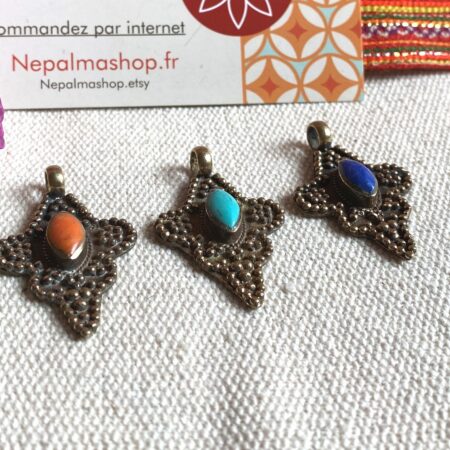 Pendentif ethnique en Pierres