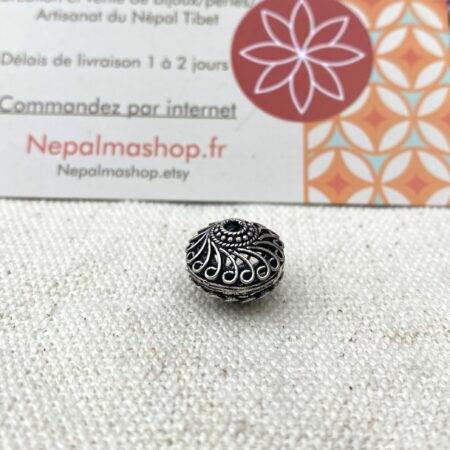 Alternative view of Perle Métal Ciselée argent Népalaise Tibétaine-Création bijoux ethniques