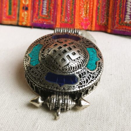 Alternative view of Très grand pendentif traditionnel Tibetain-Bijoux Turquoise Lapis Lazuli Naturel